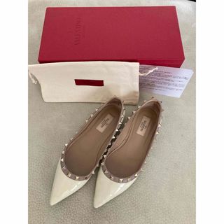 VALENTINO(バレエシューズ)のフリマアイテム一覧 VALENTINO(バレエシューズ)のフリマアイテム一覧