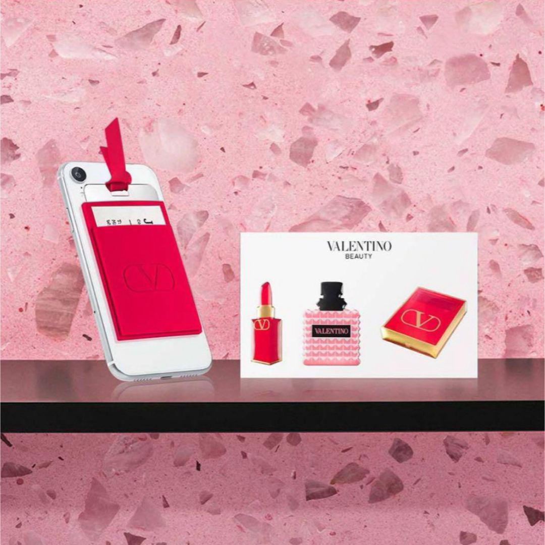 VALENTINO - 【新品未使用】スマホケース付き ヴァレンティノ VALENTINO - 【新品未使用】スマホケース付き ヴァレンティノ