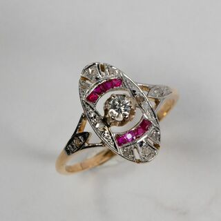 ダイヤモンドとシンセティックルビーのアールデコリング(リング(指輪))