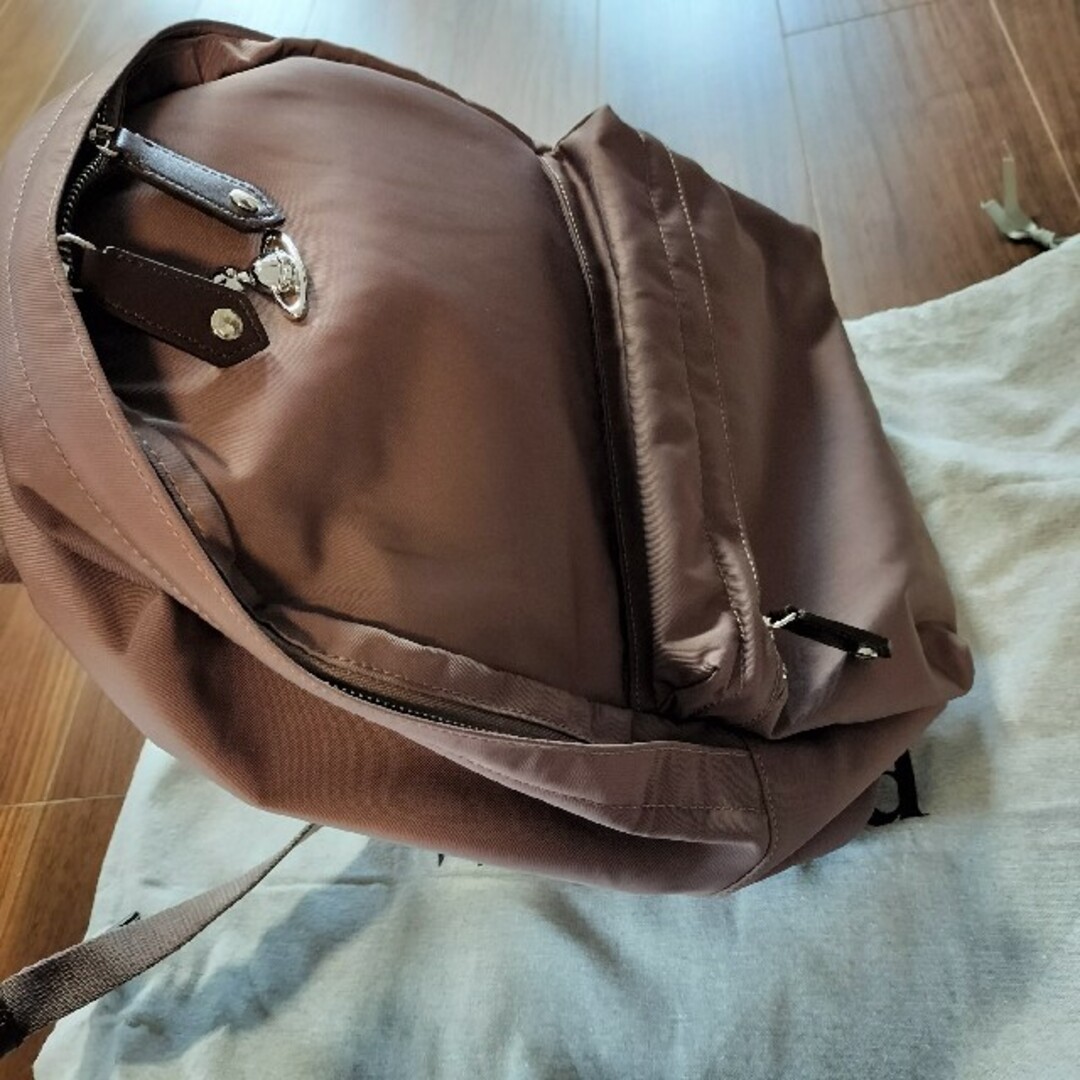 Vivienne Westwood - 新品ヴィヴィアンウエストウッド リュック Vivienne Westwood - 新品ヴィヴィアンウエストウッド リュック