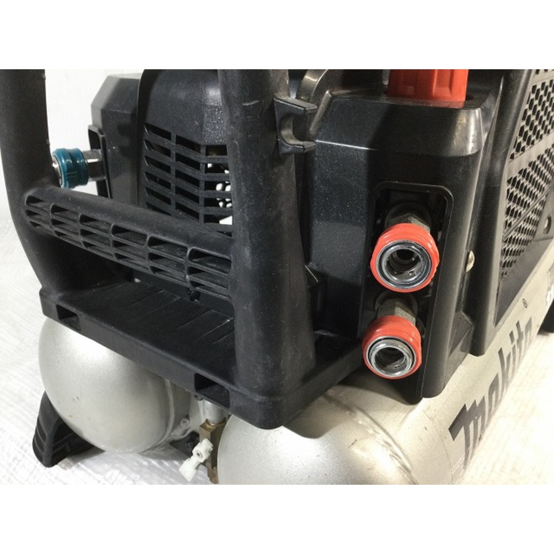 Makita - ☆中古品☆makita マキタ 11L 常圧/高圧 エア Makita - ☆中古品☆makita マキタ 11L 常圧/高圧 エア