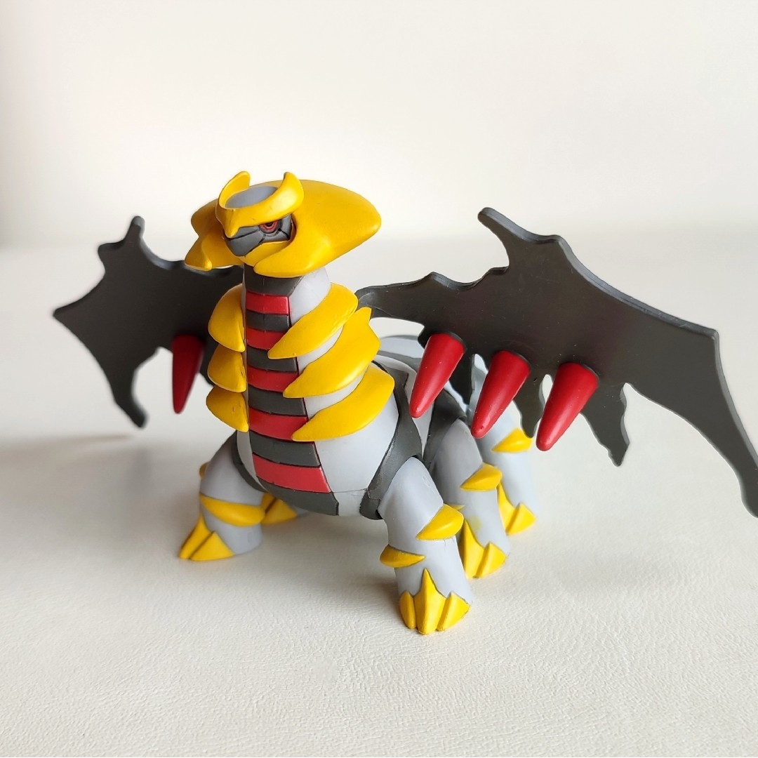 ポケモン ギラティナ フィギュアの通販 by shop|ラクマ ポケモン ギラティナ フィギュアの通販 by shop|ラクマ