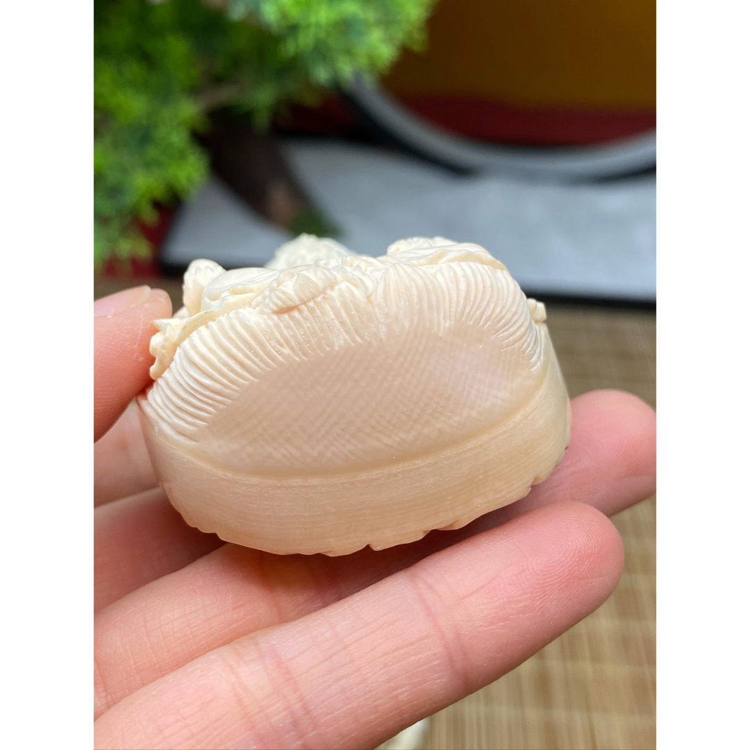 天然マンモス牙美しい手作り彫刻 1黄財神 ネックレス 天然マンモス牙美しい手作り彫刻 1黄財神 ネックレス
