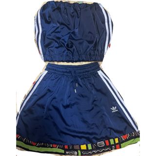 ジュエミ(JUEMI)のJUEMI adidasリメイクセットアップ(ミニスカート)