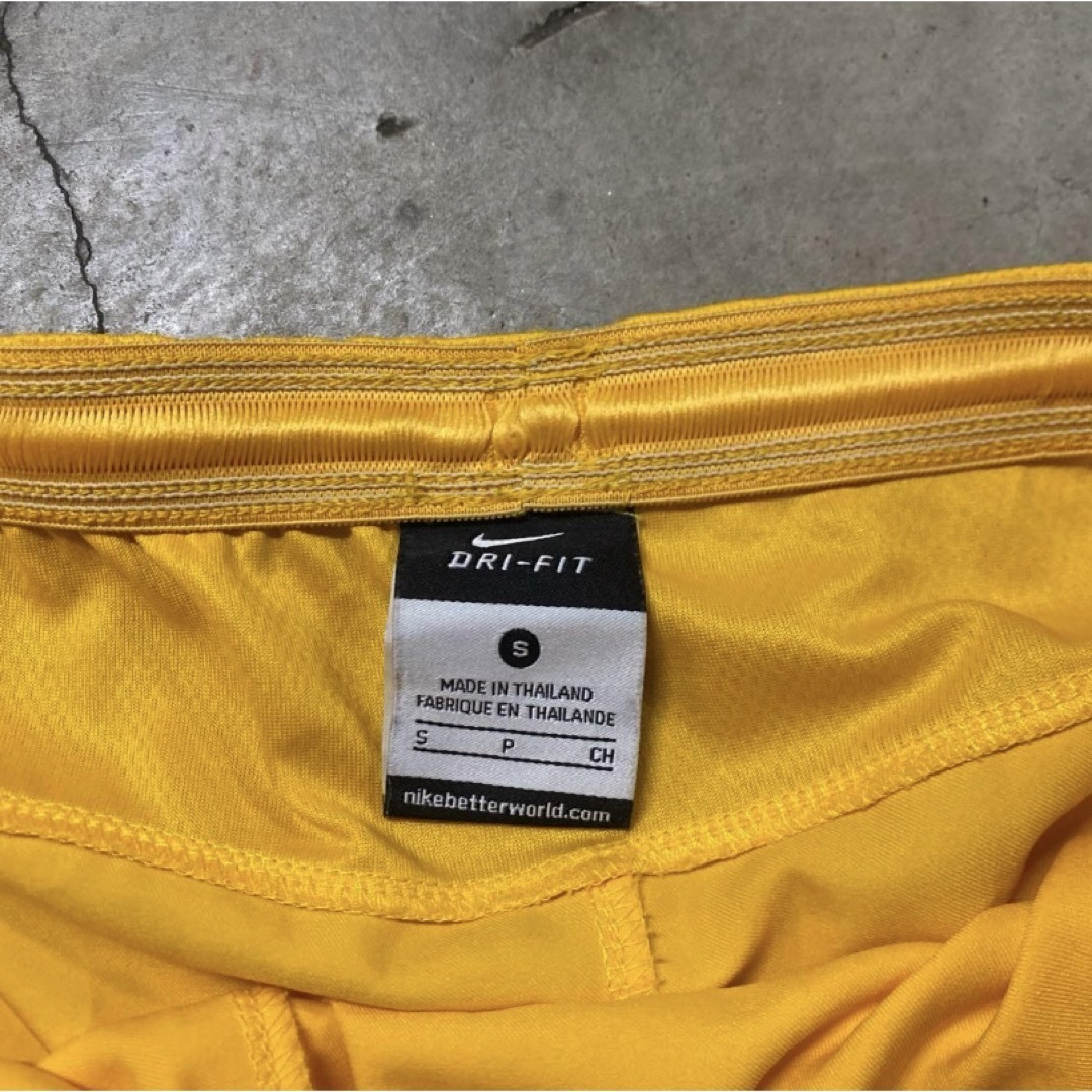 NIKE - 00s〃 NIKE スウッシュ dri-fit yellow 黄の通販 by NIKE - 00s〃 NIKE スウッシュ dri-fit yellow 黄の通販 by