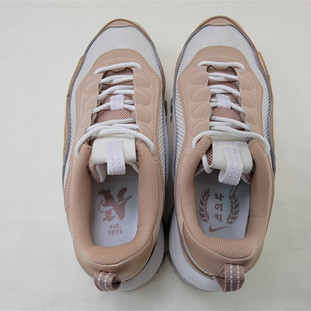 NIKE - ナイキ ウィメンズ エア マックス 97 フューチュラ SE NIKE - ナイキ ウィメンズ エア マックス 97 フューチュラ SE