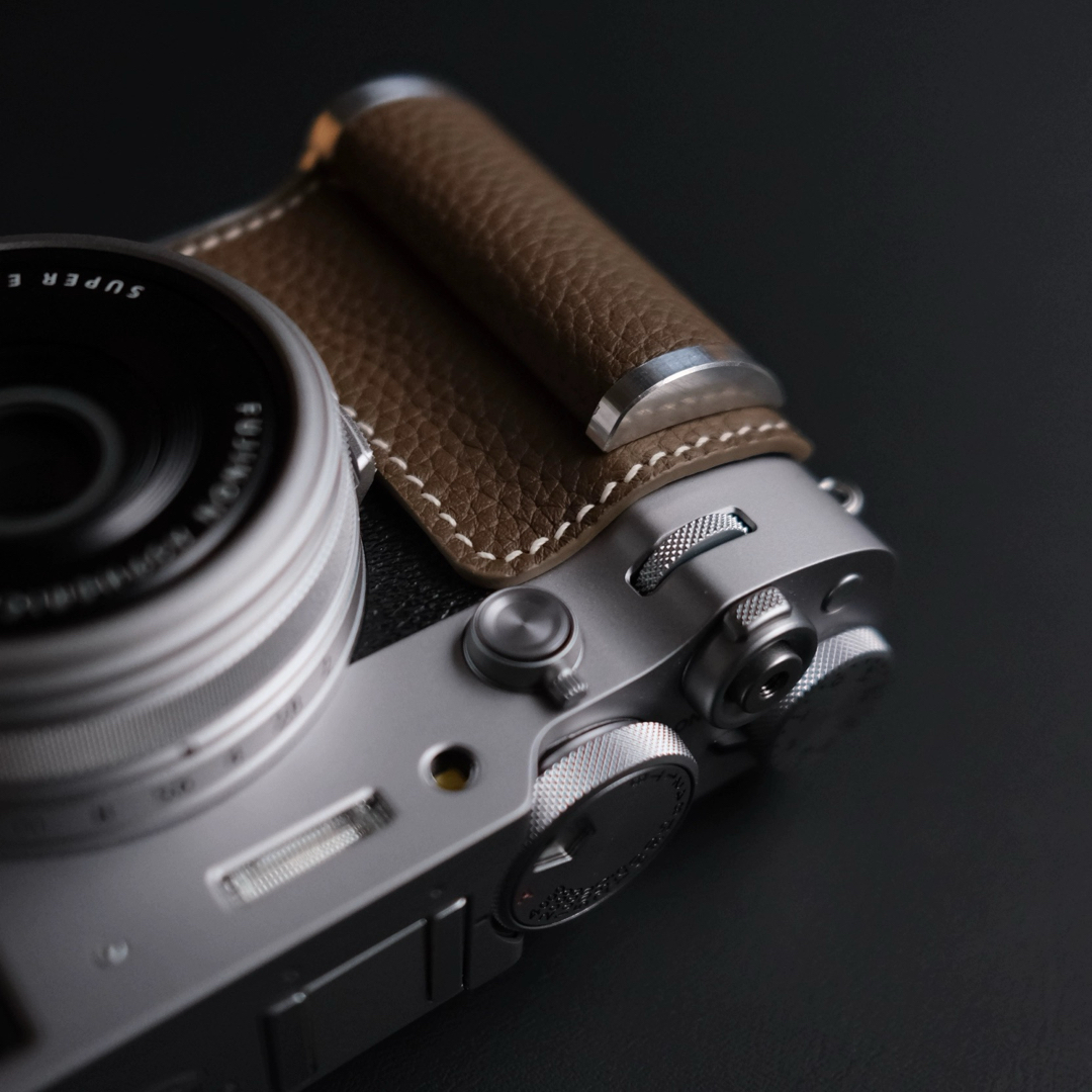 本革カメラケース 富士フイルム FUJIFILM x100VI/x100 6用の通販 本革カメラケース 富士フイルム FUJIFILM x100VI/x100 6用の通販