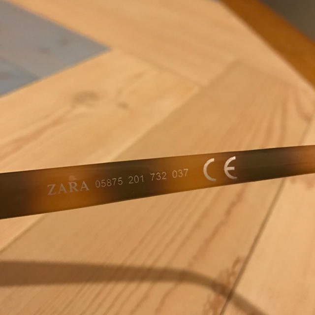 ZARA(ザラ)のZARA サングラス レディースのファッション小物(サングラス/メガネ)の商品写真