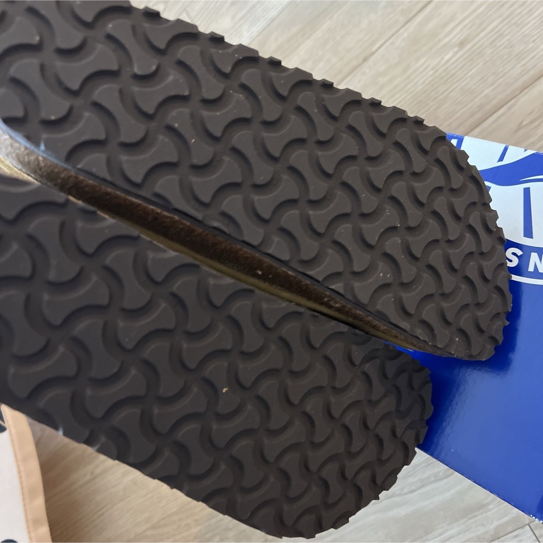 BIRKENSTOCK - 新品 BIRKENSTOCK Naples レザー サンダル 43 BIRKENSTOCK - 新品 BIRKENSTOCK Naples レザー サンダル 43