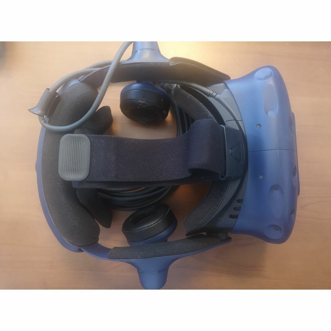 HTC VIVE PRO HMD (アップグレードキット) PC周辺機器 HTC VIVE PRO HMD (アップグレードキット) PC周辺機器