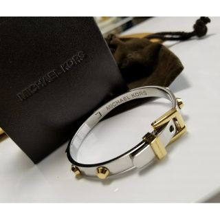 マイケルコース(Michael Kors)の🌑7000→6000MICHAEL KORSﾏｲｹﾙｺｰｽ✧✡バングル箱あり(ブレスレット/バングル)