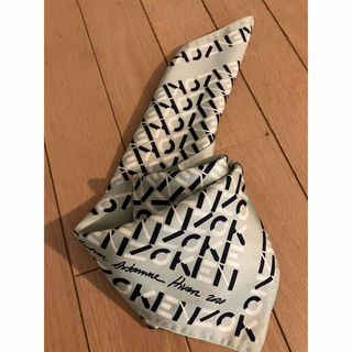 KENZO(バンダナ/スカーフ)のフリマアイテム一覧 KENZO(バンダナ/スカーフ)のフリマアイテム一覧