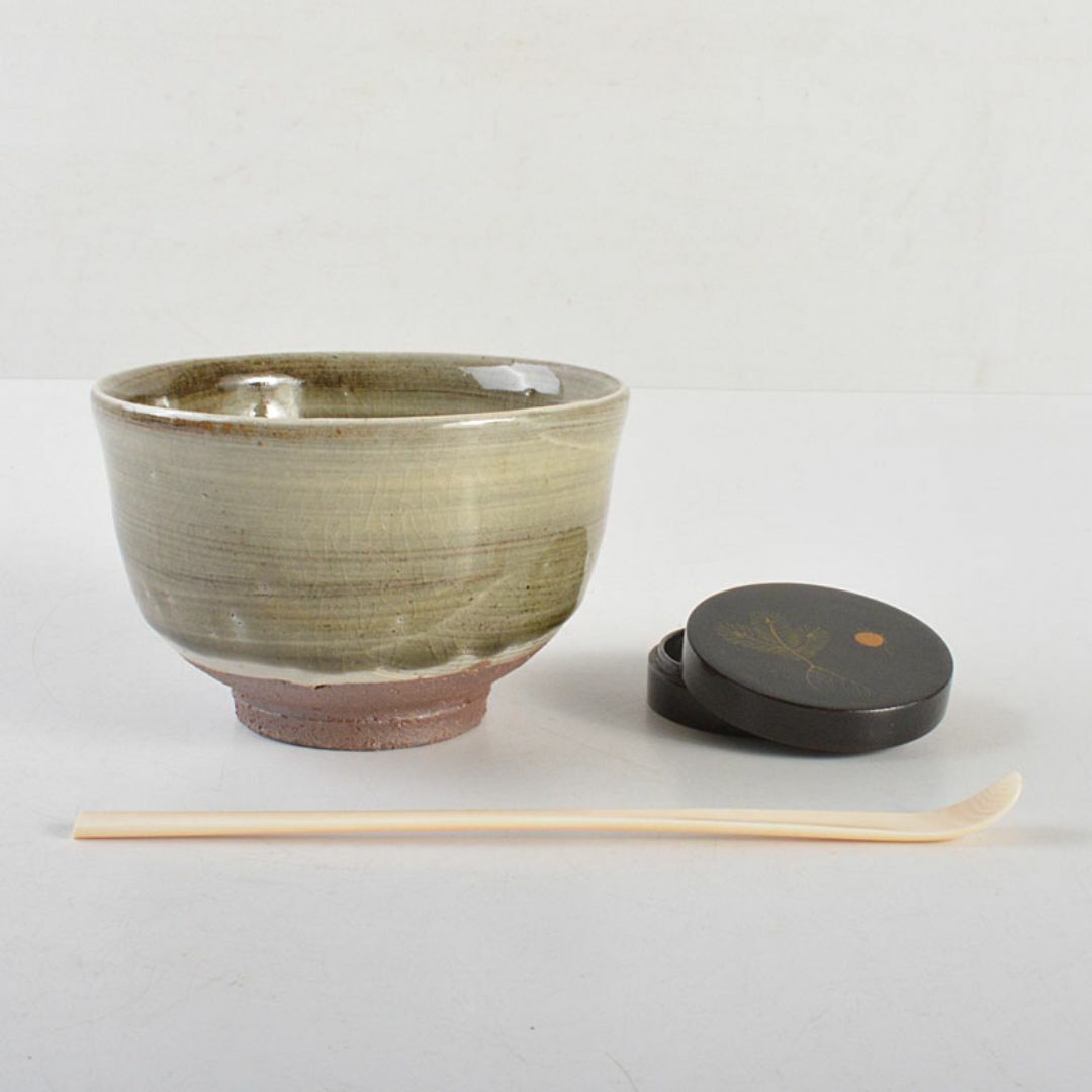 Amazon.co.jp: 茶道具 黒漆 花蒔絵 桑茶箱 茶碗 棗など 六点一式