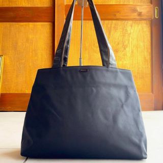 ISSEY MIYAKE(バッグ)のフリマアイテム一覧 ISSEY MIYAKE(バッグ)のフリマアイテム一覧