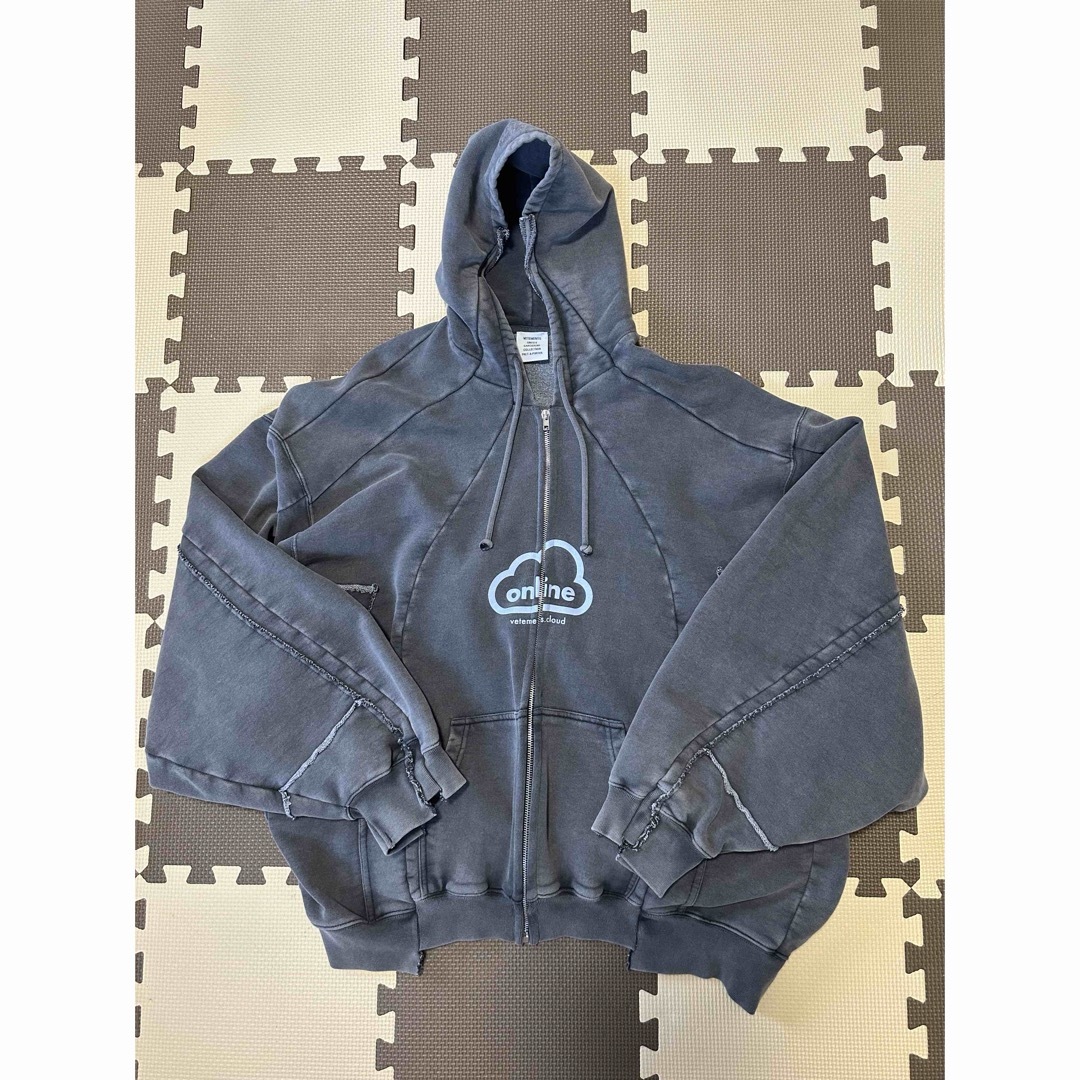 VETEMENTS - VETEMENTS 23SS カットオフ オンライン ジップ VETEMENTS - VETEMENTS 23SS カットオフ オンライン ジップ