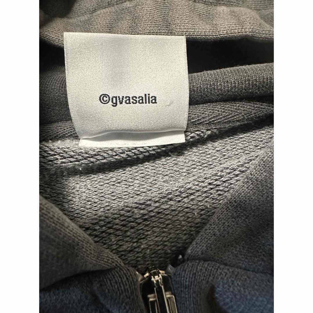 VETEMENTS - VETEMENTS 23SS カットオフ オンライン ジップ VETEMENTS - VETEMENTS 23SS カットオフ オンライン ジップ