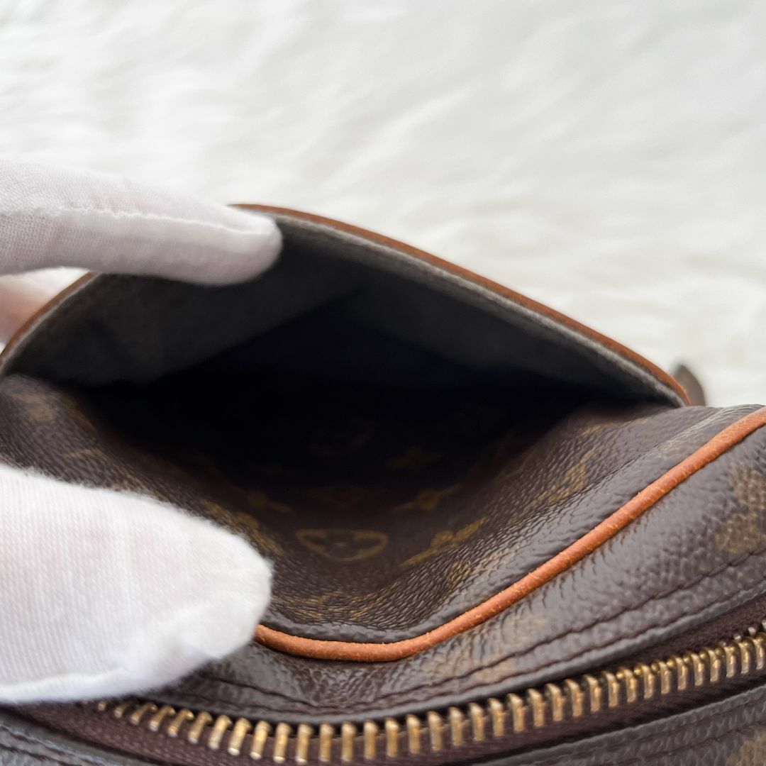LOUIS VUITTON - 【超極美品】ルイヴィトン モノグラム ダヌーブ LOUIS VUITTON - 【超極美品】ルイヴィトン モノグラム ダヌーブ