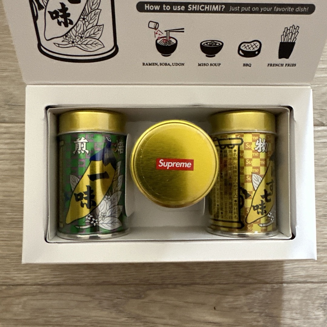 Supreme - Supreme 八幡屋礒五郎 七味唐辛子 スパイス 日本未 Supreme - Supreme 八幡屋礒五郎 七味唐辛子 スパイス 日本未