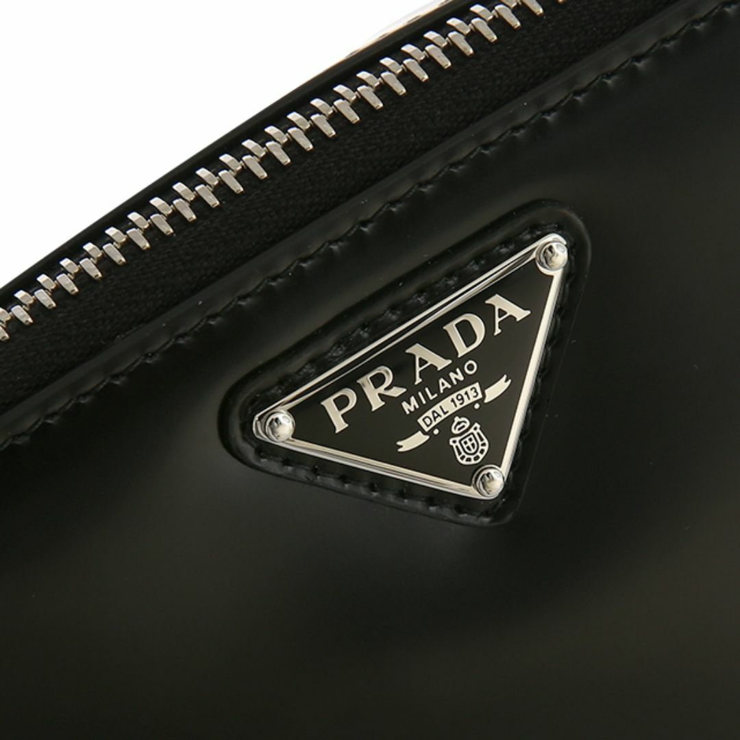 PRADA - ○新品/正規品○ PRADA ブラッシュドレザー ミニポーチ PRADA - ○新品/正規品○ PRADA ブラッシュドレザー ミニポーチ