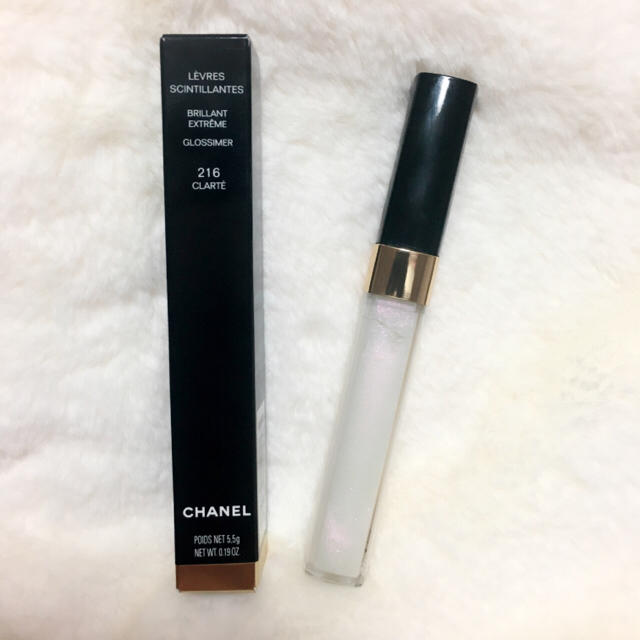 CHANEL(シャネル)のシャネル レーヴルサンティヤント#216 コスメ/美容のベースメイク/化粧品(リップグロス)の商品写真