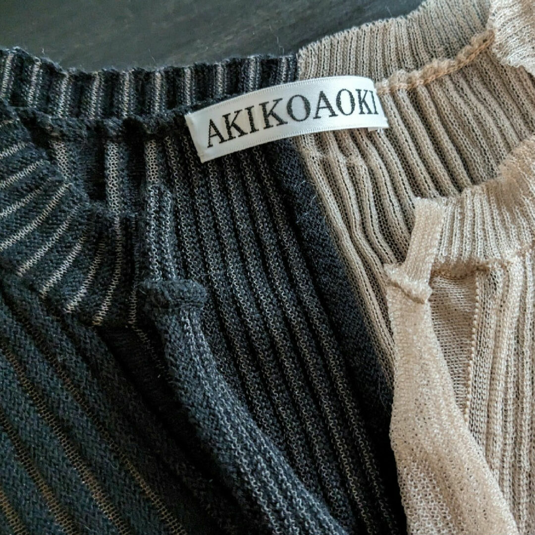 2024最新のスタイル AKIKOAOKI バイカラーニットカーディガンの通販 by uri's shop カーディガン