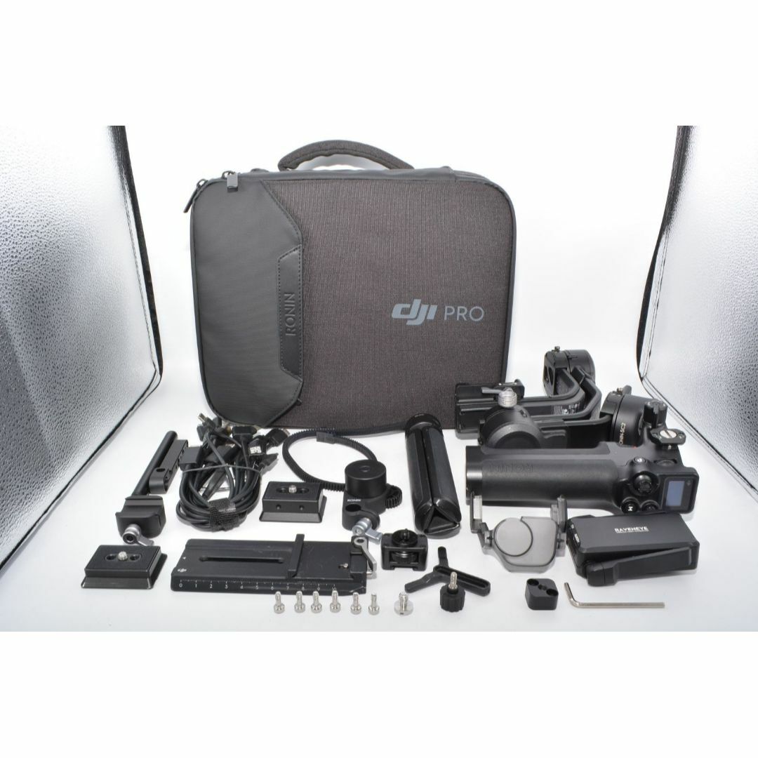 DJI RSC 2 Pro Combo SC2CP2 DJI RSC 2 Pro Combo SC2CP2