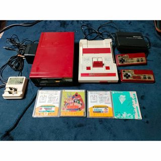 任天堂 - 四角ボタン 初期型ファミコン ディスクシステム 任天堂 - 四角ボタン 初期型ファミコン ディスクシステム