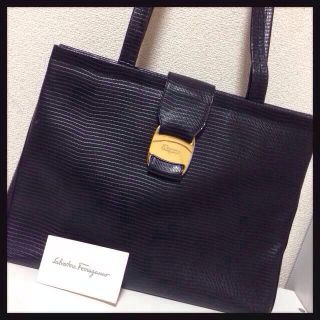 フェラガモ(FERRAGAMO)の大人気フェラガモ激安ハンドバッグ▼(ハンドバッグ)