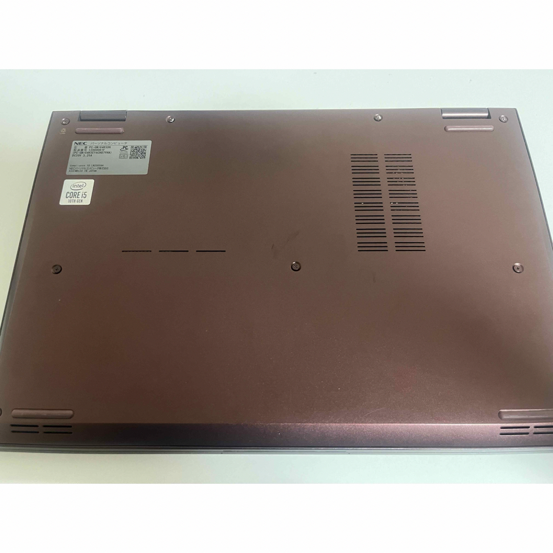 お値下げok!】 四角く NEC lavie direct PM red バッテリー増 お値下げok!】 四角く NEC lavie direct PM red バッテリー増