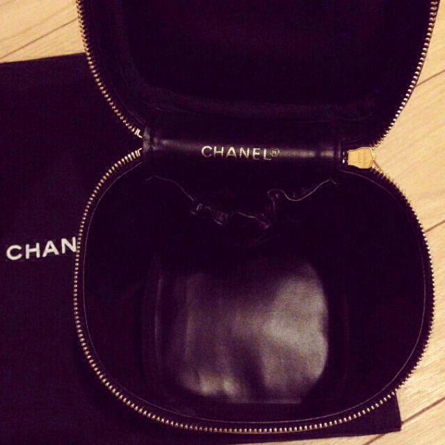 CHANEL(シャネル)の~再出品~ CHNEL♥️バニティ レディースのバッグ(ハンドバッグ)の商品写真