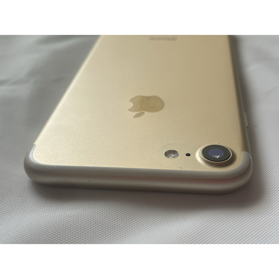 中古品】iPhone7 32GB ゴールド バッテリー 82% 中古品】iPhone7 32GB ゴールド バッテリー 82%
