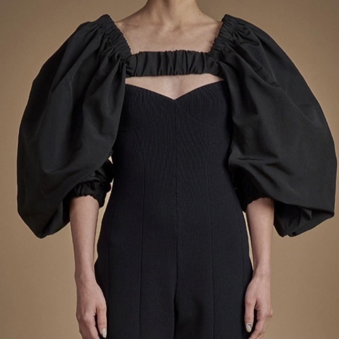 HAENGNAE / ヘンネ OMOCHI APRON / Black HAENGNAE / ヘンネ OMOCHI APRON / Black