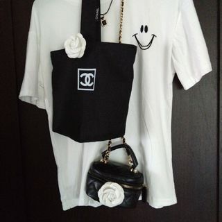 CHANEL(トートバッグ)のフリマアイテム一覧 CHANEL(トートバッグ)のフリマアイテム一覧