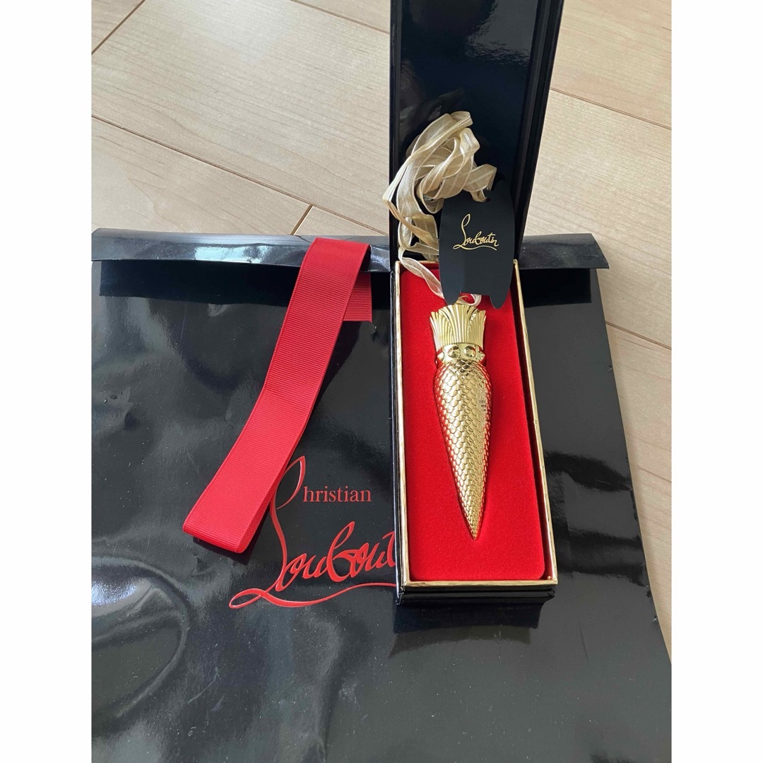 Christian Louboutin - 新品未使用箱付き ルブタン リップ の Christian Louboutin - 新品未使用箱付き ルブタン リップ の