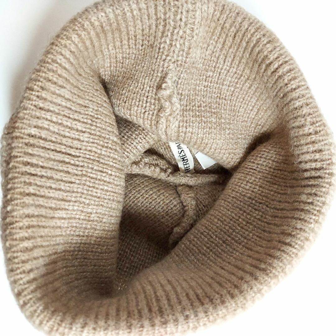 HERMES - 新品 HERMES✨エルメス Hロゴ カシミヤ100% ニット帽 HERMES - 新品 HERMES✨エルメス Hロゴ カシミヤ100% ニット帽