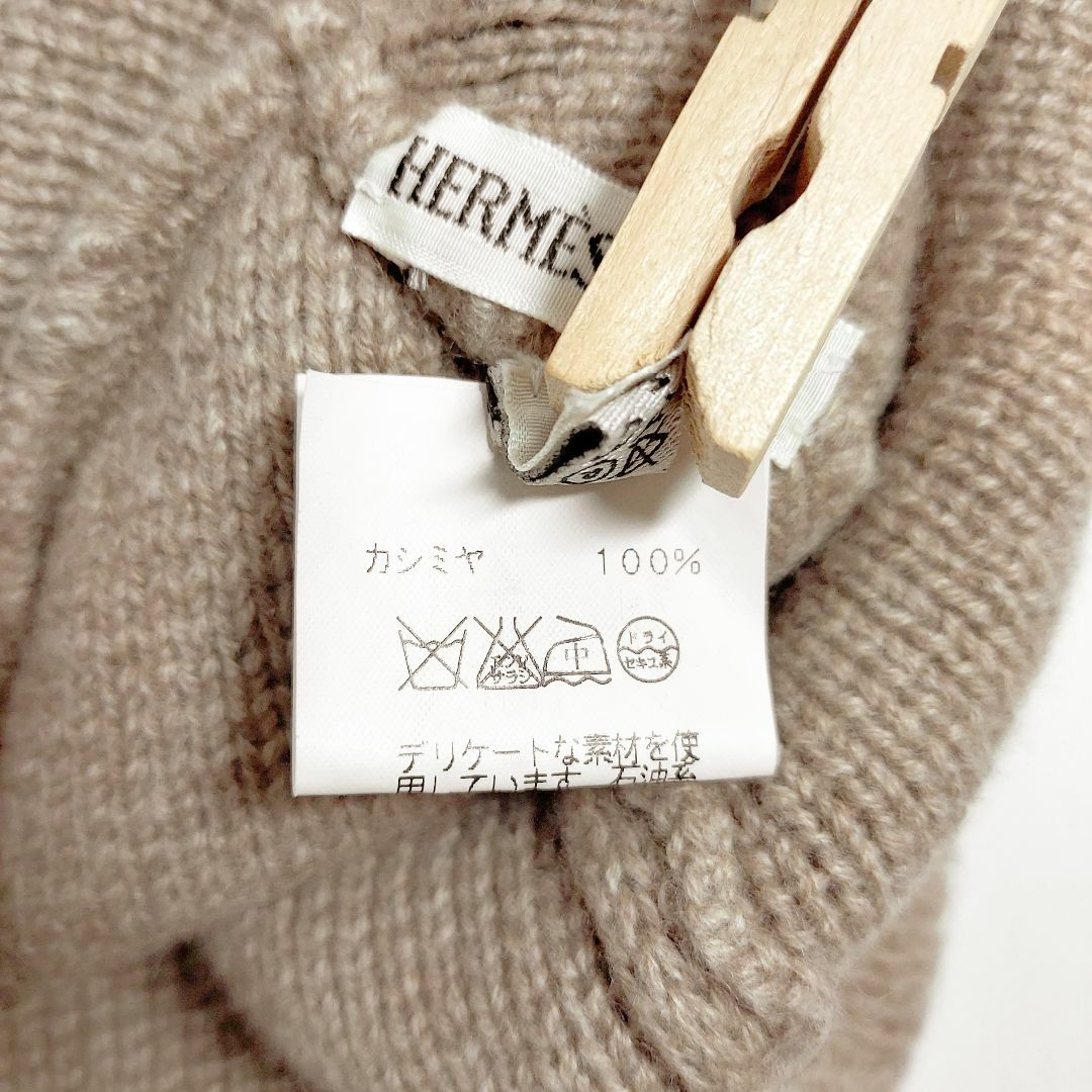 HERMES - 新品 HERMES✨エルメス Hロゴ カシミヤ100% ニット帽 HERMES - 新品 HERMES✨エルメス Hロゴ カシミヤ100% ニット帽
