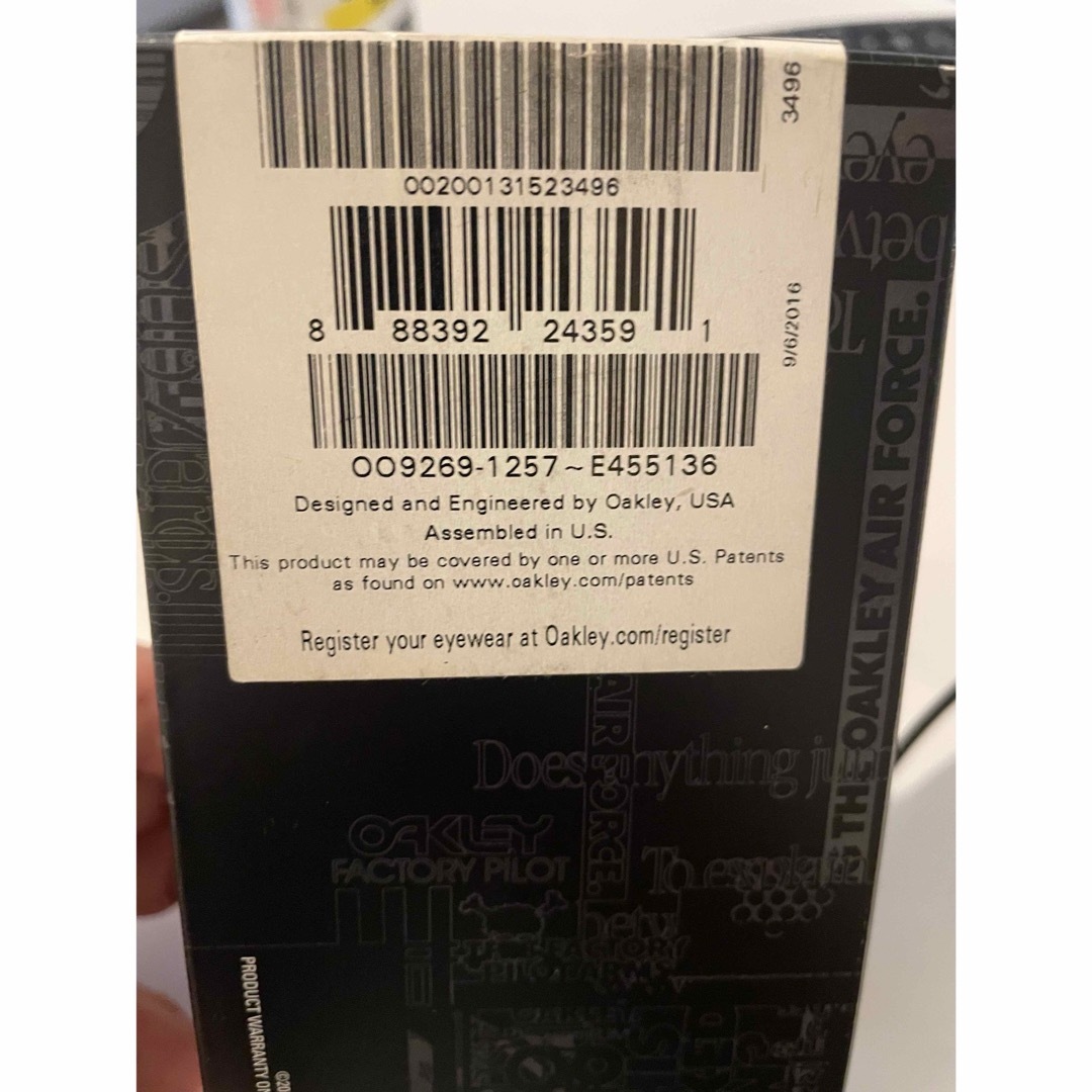 Oakley(オークリー)のオークリー サングラス OAKLEY SLIVER VENTED スリバーベンテ メンズのファッション小物(サングラス/メガネ)の商品写真