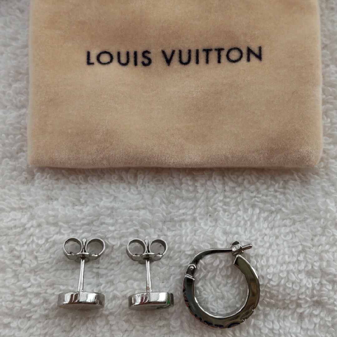 LOUIS VUITTON - ルイヴィトン ピアス・モノグラム プレイ 3点 LOUIS VUITTON - ルイヴィトン ピアス・モノグラム プレイ 3点