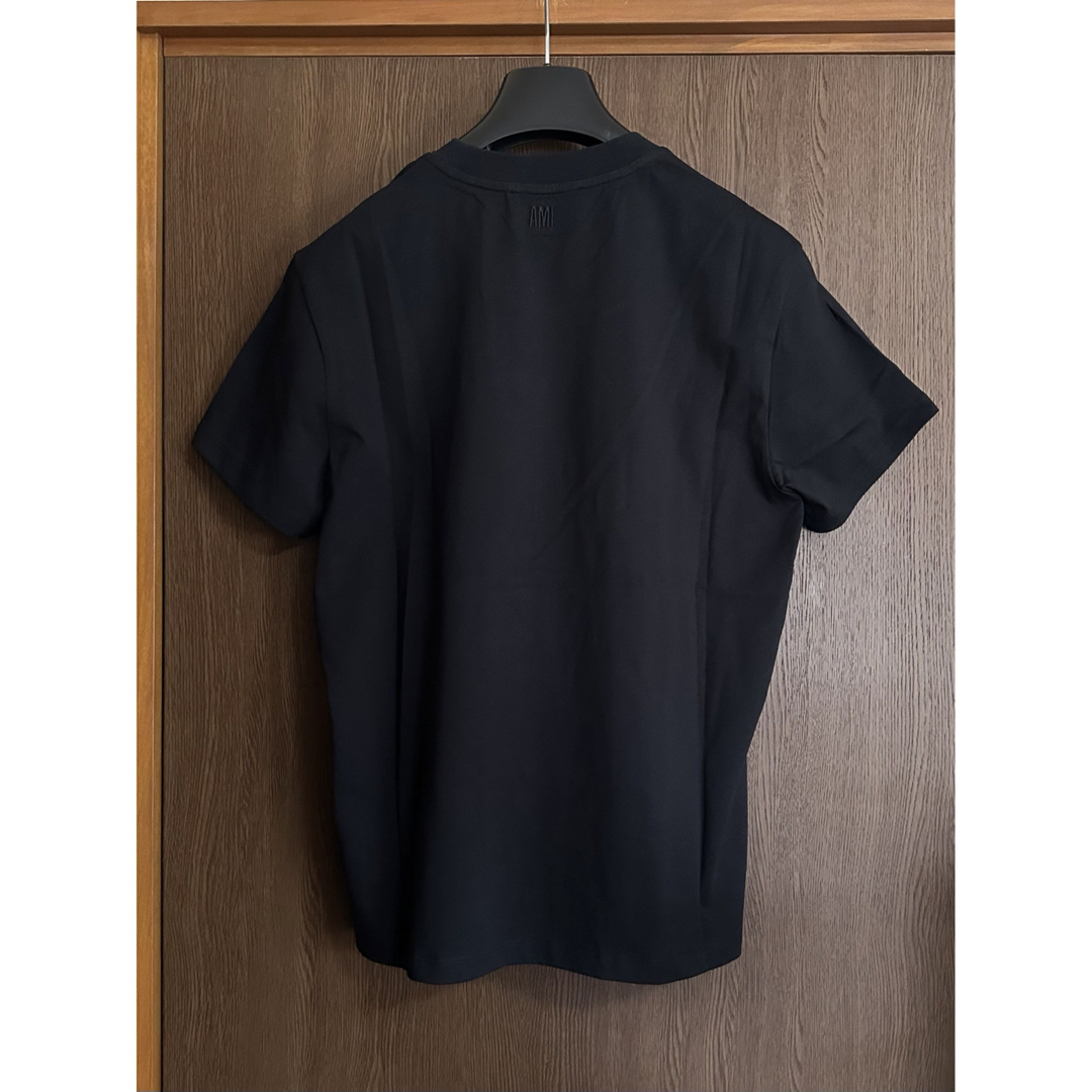 黒S新品 AMI Paris レディース グラフィック ロゴ Tシャツ ブラック 黒S新品 AMI Paris レディース グラフィック ロゴ Tシャツ ブラック