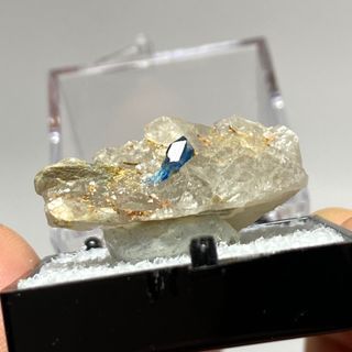 【鉱物標本/原石】ユークレース＆クォーツ　Euclase on Quartz(その他)