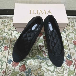 イリマ(ilima)のILIMA スエードキラキラパンプス 24.5cm 黒(ローファー/革靴)
