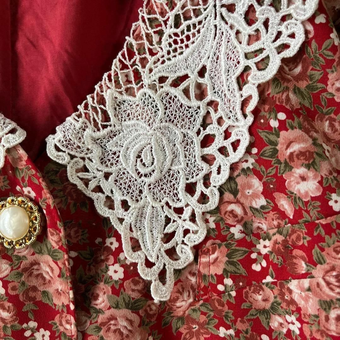 VINTAGE - 昭和レトロ花柄刺繍襟ブラウス小花柄ガーリーデザイン VINTAGE - 昭和レトロ花柄刺繍襟ブラウス小花柄ガーリーデザイン