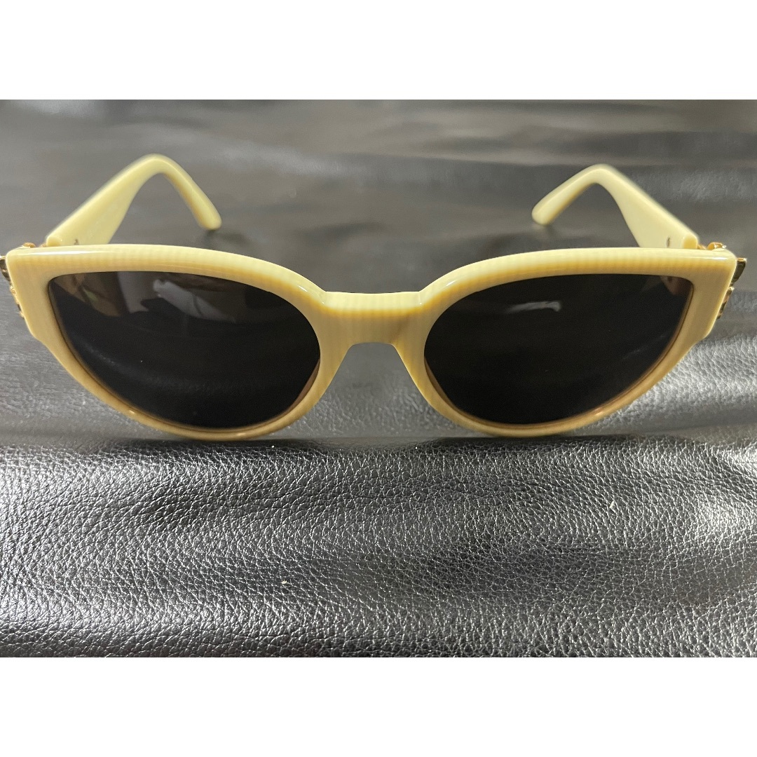 GIANFRANCO FERRE ジャンフランコフィレ レザージャケット 高級 GIANFRANCO FERRE ジャンフランコフィレ レザージャケット 高級