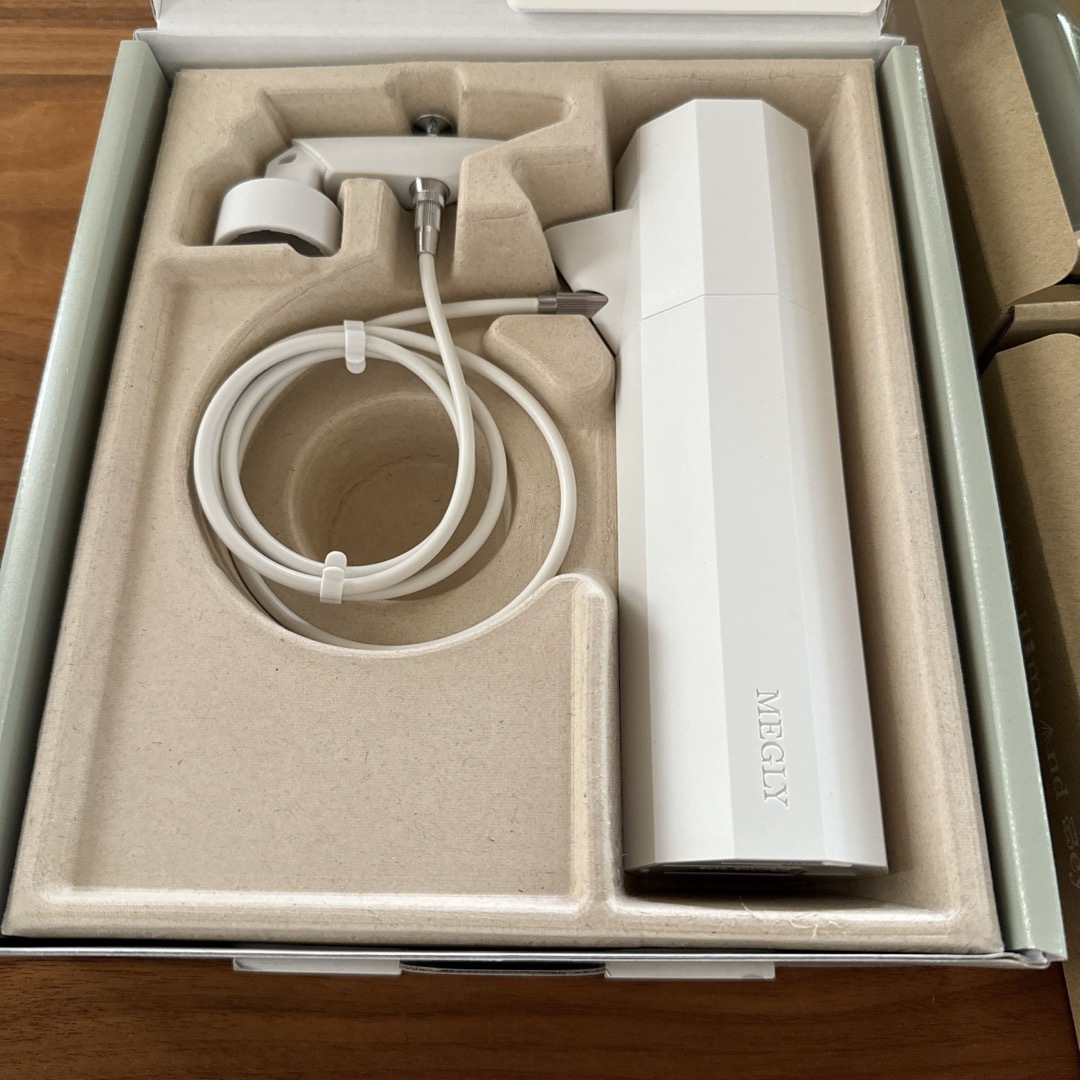 MEGLY スターターキット MTG 新品未使用 炭酸 MEGLY スターターキット MTG 新品未使用 炭酸