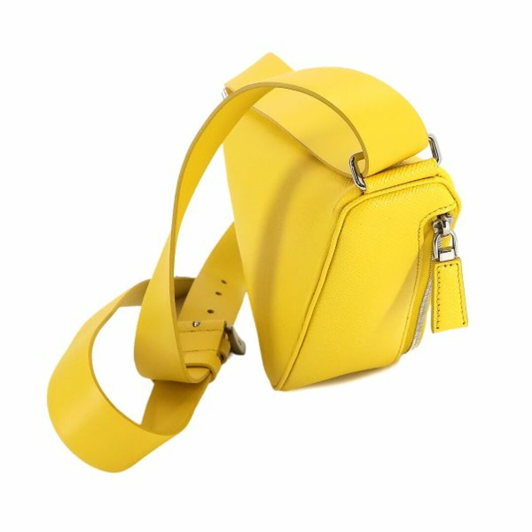 PRADA - 未使用 展示品 プラダ PRADA トライアングル ショルダー PRADA - 未使用 展示品 プラダ PRADA トライアングル ショルダー