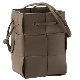 BOTTEGA VENETA - BOTTEGA VENETA ショルダーバッグ カセット BOTTEGA VENETA - BOTTEGA VENETA ショルダーバッグ カセット
