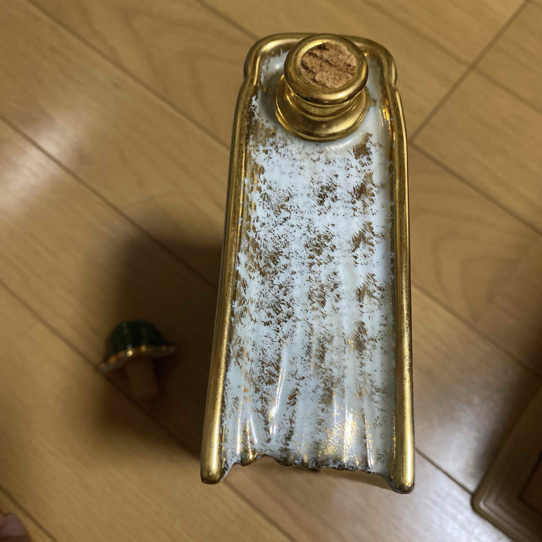 未開封】CAMUS ナポレオンブック 白 陶器 シルバー ホワイトの 未開封】CAMUS ナポレオンブック 白 陶器 シルバー ホワイトの