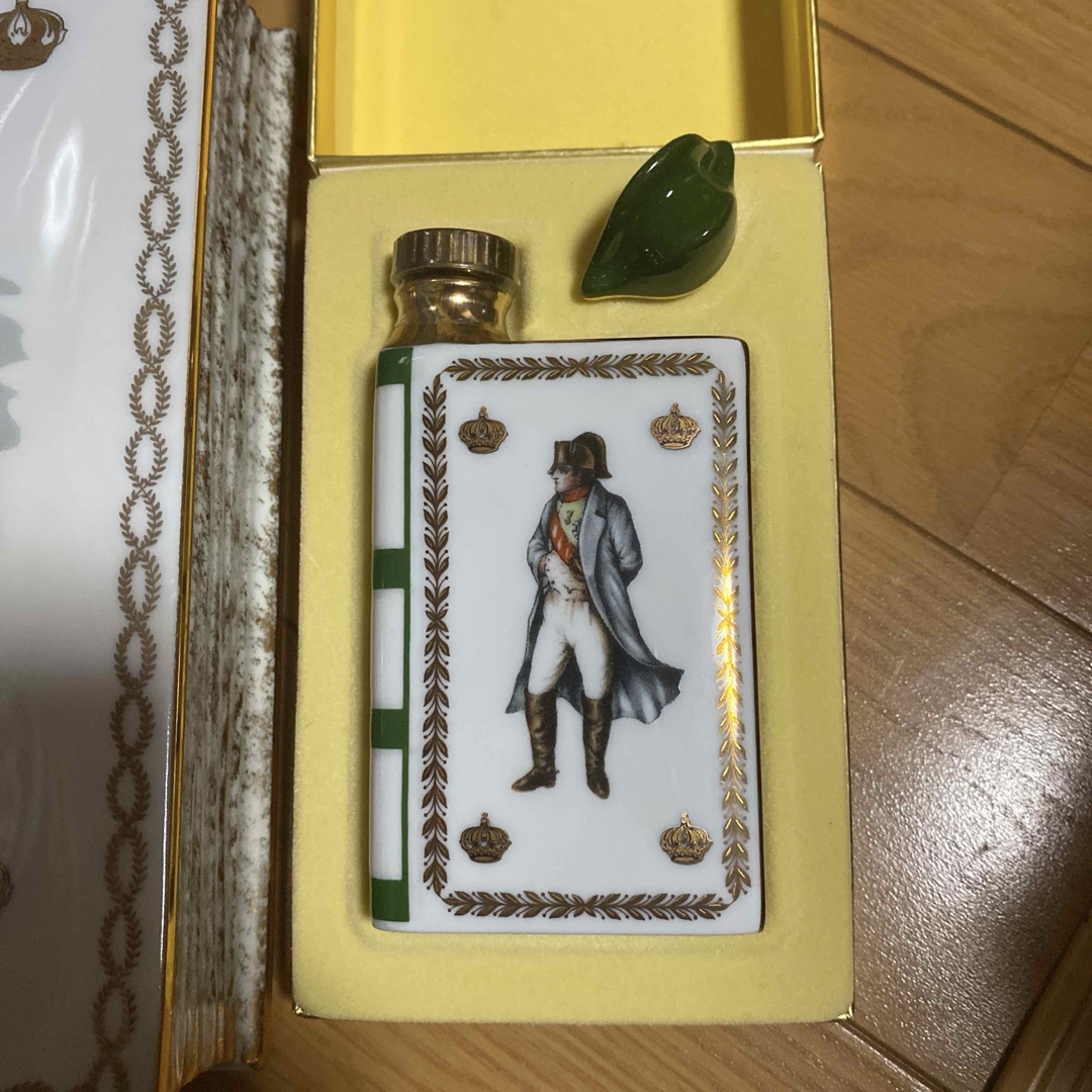 未開封】CAMUS ナポレオンブック 白 陶器 シルバー ホワイトの 未開封】CAMUS ナポレオンブック 白 陶器 シルバー ホワイトの
