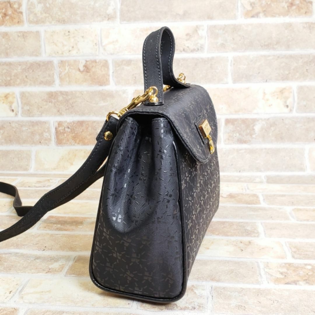 Courreges - クレージュ ☆ ヴィンテージ 2WAY ショルダーバッグ Courreges - クレージュ ☆ ヴィンテージ 2WAY ショルダーバッグ