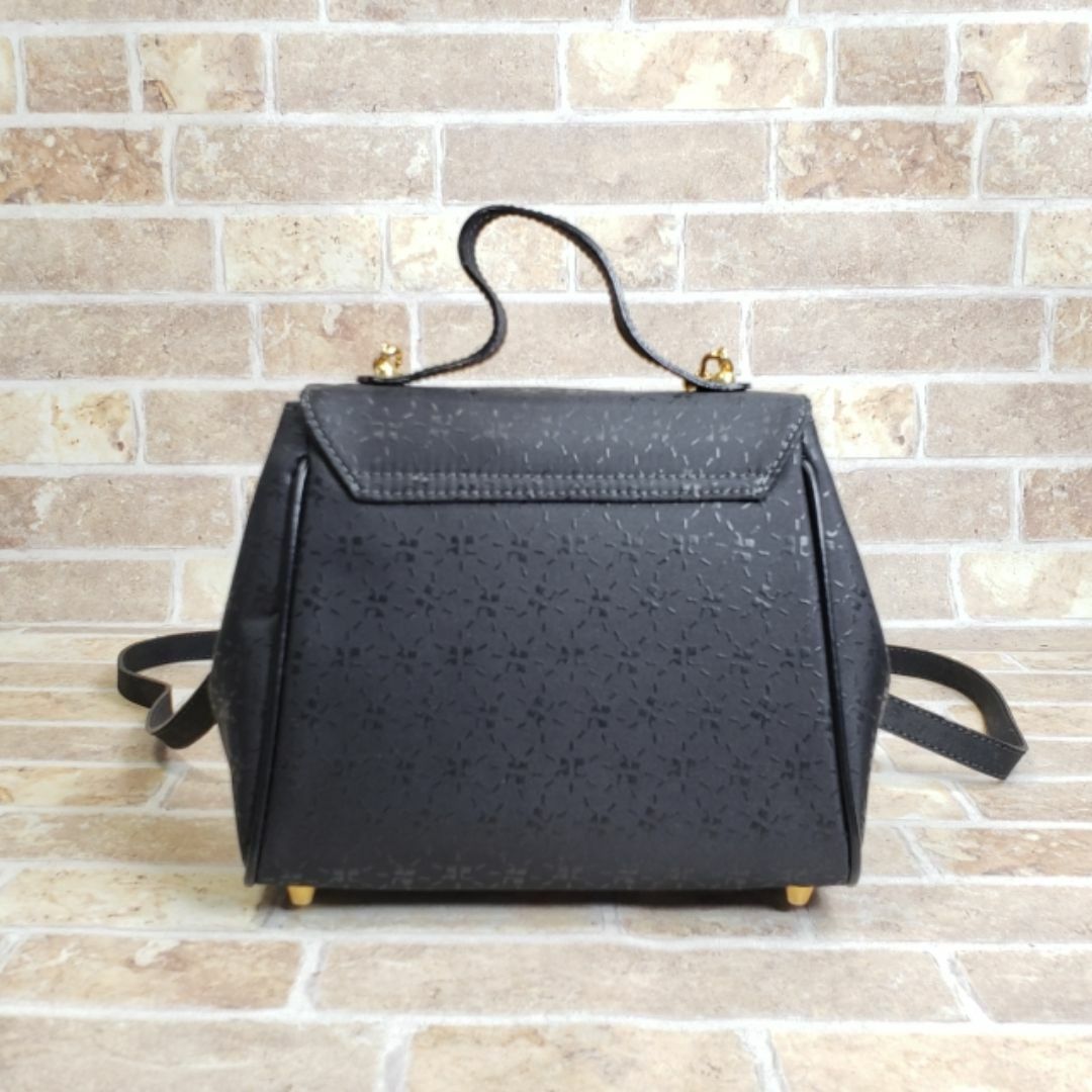 Courreges - クレージュ ☆ ヴィンテージ 2WAY ショルダーバッグ Courreges - クレージュ ☆ ヴィンテージ 2WAY ショルダーバッグ